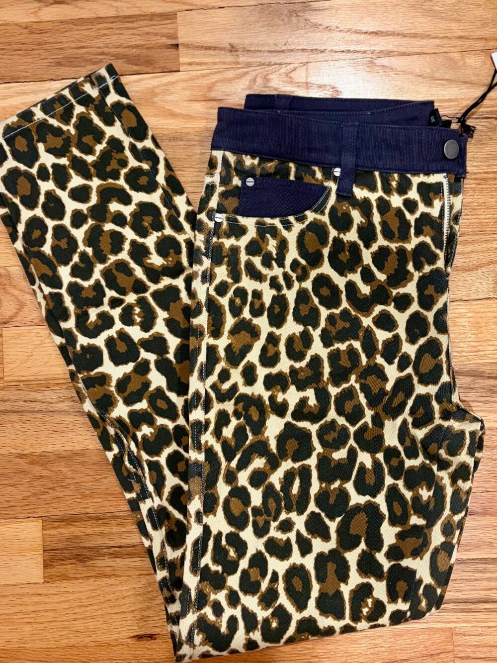 NWT L’America Leopard Print Jeans Size 30 Australian Designer Americana Flag